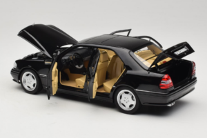 Mercedes C36 AMG W202 Obsidian Black Metallic Norev 1:18 183381 Diecast — photo 5 of 8