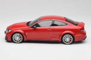 Mercedes AMG C63 W204 Red 2nd Choice GT Spirit 1:18 GT065-D1 Resin — photo 3 of 6