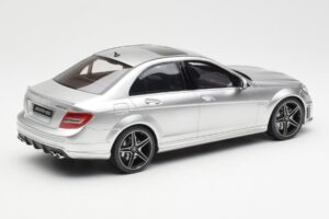 Mercedes C63 AMG W204 Silver GT Spirit 1:18 GT462 Resin — photo 2 of 6