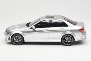 Mercedes C63 AMG W204 Silver GT Spirit 1:18 GT462 Resin — photo 3 of 6