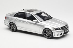 Mercedes C63 AMG W204 Silver GT Spirit 1:18 GT462 Resin — photo 4 of 6