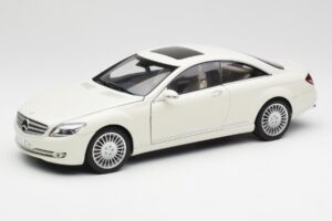Mercedes CL500 C216 Calcit White AUTOart 1:18 B66962341 Diecast