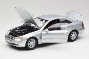 Mercedes CLK 500 C209 Silver Kyosho 1:18 B66962144 Diecast — photo 2 of 8