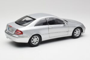 Mercedes CLK 500 C209 Silver Kyosho 1:18 B66962144 Diecast — photo 3 of 8