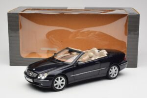 Mercedes CLK 500 W209 Cabriolet Dark Blue Metallic Kyosho 1:18 B66962174 Diecast — photo 9 of 9