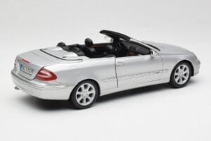 Mercedes CLK 500 Cabriolet Elegance A209 Silver Kyosho 1:18 B66962172 Diecast — photo 3 of 8