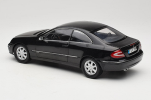 Mercedes CLK C209 Black Metallic Kyosho 1:18 B66962149 Diecast — photo 7 of 8