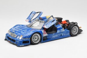 Mercedes CLK GTR #12 Original Teile FIA GT 1999 Maisto 1:18 56036 Diecast — photo 2 of 7