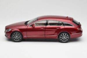 Mercedes CLS Shooting Brake X218 Thulite Red Norev 1:18 B66960116 Diecast — photo 4 of 8