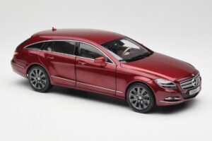 Mercedes CLS Shooting Brake X218 Thulite Red Norev 1:18 B66960116 Diecast — photo 6 of 8