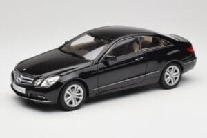 Mercedes E-Class Coupe C207 Obsidian Black Metallic Norev 1:18 B66962418 Diecast