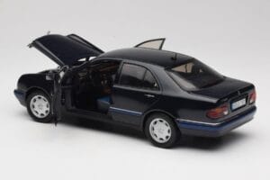 Mercedes E-Class W210 E320 Black Sun Star 1:18 1151 Diecast — photo 5 of 8