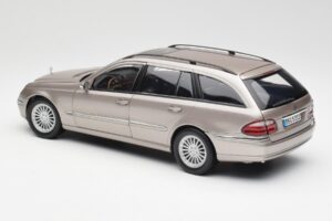 Mercedes E320 CDI W210 Estate Cubanite Silver Kyosho 1:18 B66962188 Diecast — photo 7 of 8