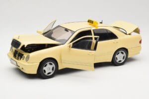 Mercedes E320 W210 Taxi Sun Star 1:18 1160 Diecast — photo 2 of 8