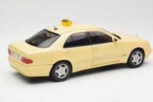 Mercedes E320 W210 Taxi Sun Star 1:18 1160 Diecast — photo 3 of 8