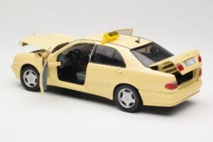 Mercedes E320 W210 Taxi Sun Star 1:18 1160 Diecast — photo 5 of 8