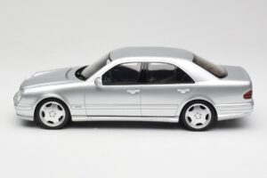 Mercedes E55 AMG W210 Brilliant Silver Otto 1:18 OT459 Resin — photo 3 of 6