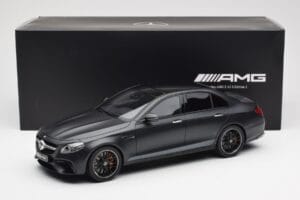Mercedes AMG E63 S W213 Edition 1 Night Black GT Spirit 1:18 B66963111 Resin — photo 6 of 6