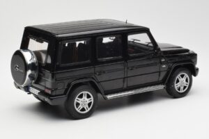 Mercedes G 500 W463 Black Dealer Edition AUTOart 1:18 B66962143 Diecast — photo 3 of 8