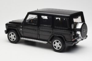 Mercedes G 500 W463 Black Dealer Edition AUTOart 1:18 B66962143 Diecast — photo 7 of 8