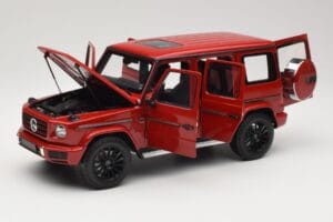 Mercedes G 500 W463 Red Minichamps 1:18 110037101 Diecast — photo 2 of 8