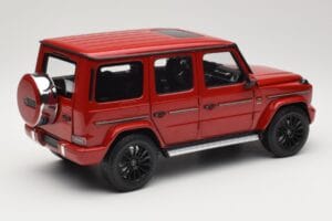 Mercedes G 500 W463 Red Minichamps 1:18 110037101 Diecast — photo 3 of 8