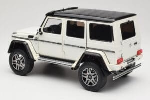 Mercedes G 63 AMG 4x4 Squared Polar White Almost Real 1:18 820203 Diecast — photo 7 of 8