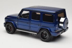 Mercedes G 63 AMG W463 Blue Metallic Minichamps 1:18 110037061 Diecast — photo 7 of 8