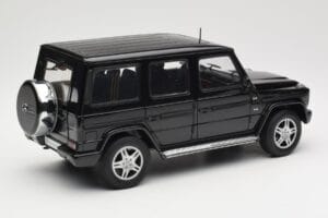 Mercedes G-Class G 500 W463 Smaragd Black Metallic AUTOart 1:18 76101 Diecast — photo 3 of 8