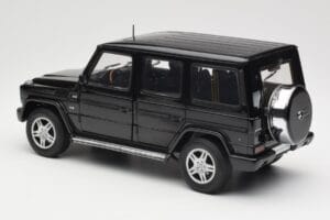 Mercedes G-Class G 500 W463 Smaragd Black Metallic AUTOart 1:18 76101 Diecast — photo 7 of 8