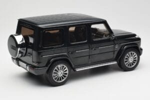 Mercedes G-Class G500 W463A Emerald Green Minichamps 1:18 B66960810 Diecast — photo 3 of 8
