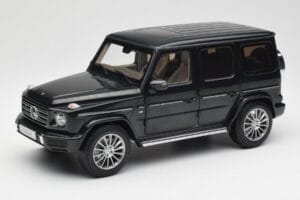 Mercedes G-Class G500 W463A Emerald Green Minichamps 1:18 B66960810 Diecast