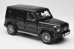 Mercedes G-Class G500 W463A Emerald Green Minichamps 1:18 B66960810 Diecast — photo 6 of 8