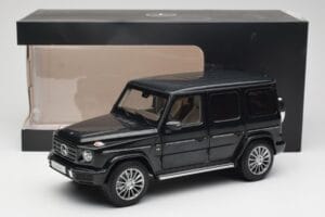 Mercedes G-Class G500 W463A Emerald Green Minichamps 1:18 B66960810 Diecast — photo 8 of 8