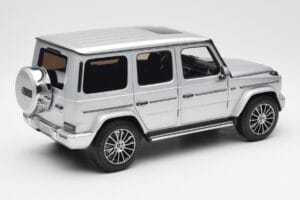 Mercedes G-Class G 500 W463A Iridium Silver Metallic Minichamps 1:18 113037112 Diecast — photo 3 of 8