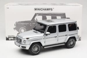 Mercedes G-Class G 500 W463A Iridium Silver Metallic Minichamps 1:18 113037112 Diecast — photo 8 of 8