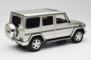 Mercedes G-Class G55 AMG W463 Iridium Silver Otto 1:18 OT1126 Resin — photo 2 of 6