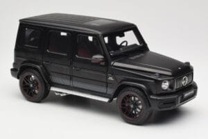 Mercedes G-Class G63 AMG W463A Matt Black Minichamps 1:18 110037064 Diecast — photo 6 of 8