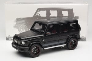 Mercedes G-Class G63 AMG W463A Matt Black Minichamps 1:18 110037064 Diecast — photo 8 of 8