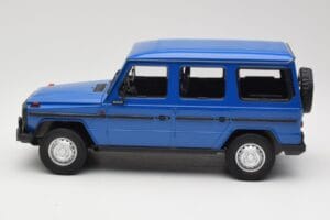 Mercedes G-Class W460 LWB Dark Blue Minichamps 1:18 155038100 Diecast — photo 3 of 6