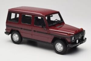 Mercedes G-Class W460 LWB Dark Red Minichamps 1:18 155038102 Diecast — photo 4 of 6