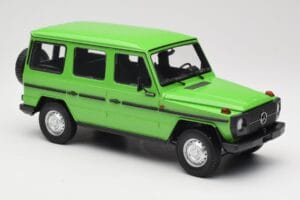 Mercedes G-Class W460 LWB Green Minichamps 1:18 155038101 Diecast — photo 4 of 6