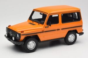 Mercedes G-Class W460 SWB Orange Minichamps 1:18 155038000 Diecast