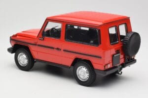 Mercedes G-Class W460 SWB Red Minichamps 1:18 155038002 Diecast — photo 5 of 6