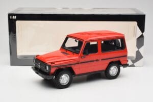 Mercedes G-Class W460 SWB Red Minichamps 1:18 155038002 Diecast — photo 6 of 6