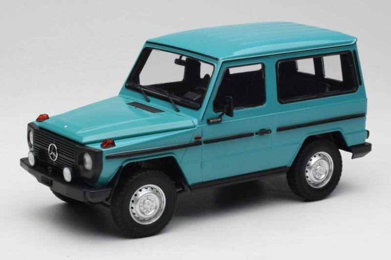 Mercedes G-Class W460 SWB Turquoise Minichamps 1:18 155038001 Diecast