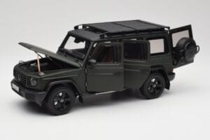 Mercedes G-Class W465 Olive Norev 1:18 B66960662 Diecast — photo 2 of 8
