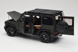Mercedes G-Class W465 Olive Norev 1:18 B66960662 Diecast — photo 5 of 8