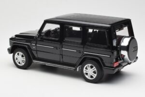 Mercedes G500 W463 Black AUTOart 1:18 76216 Diecast — photo 7 of 8