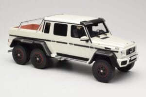 Mercedes AMG G63 6x6 W463 White GT Spirit 1:18 GT100 Resin — photo 4 of 6
